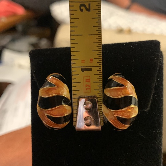 KJL KENNETH JAY LANE TIGER STRIPED ANIMAL PRINT ENAMEL CLIP ON EAREI GS - Picture 11 of 13